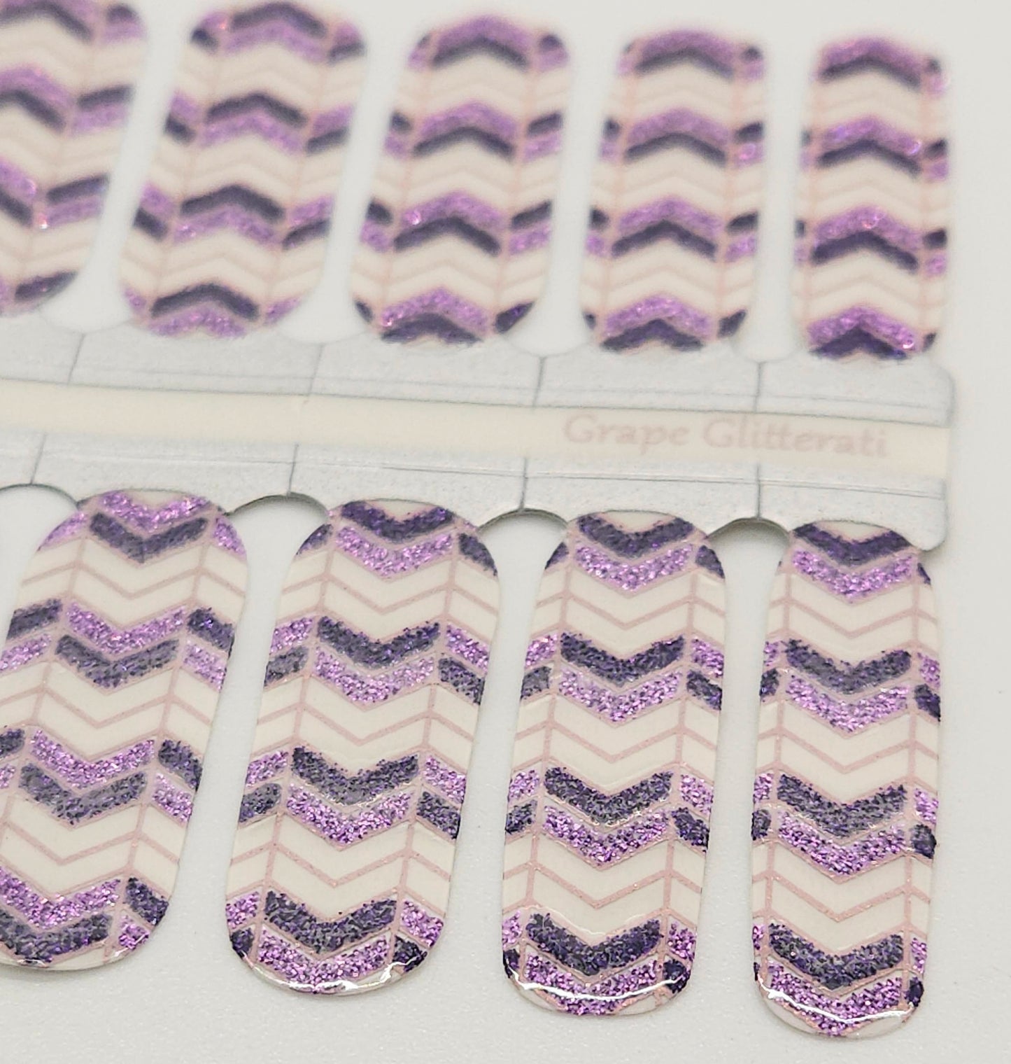 Grape Glitterati