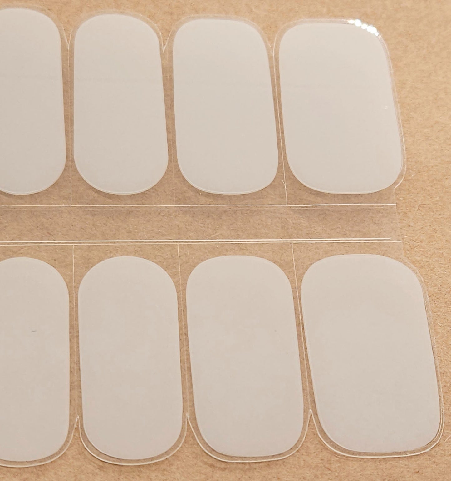 SG04 - Milky White