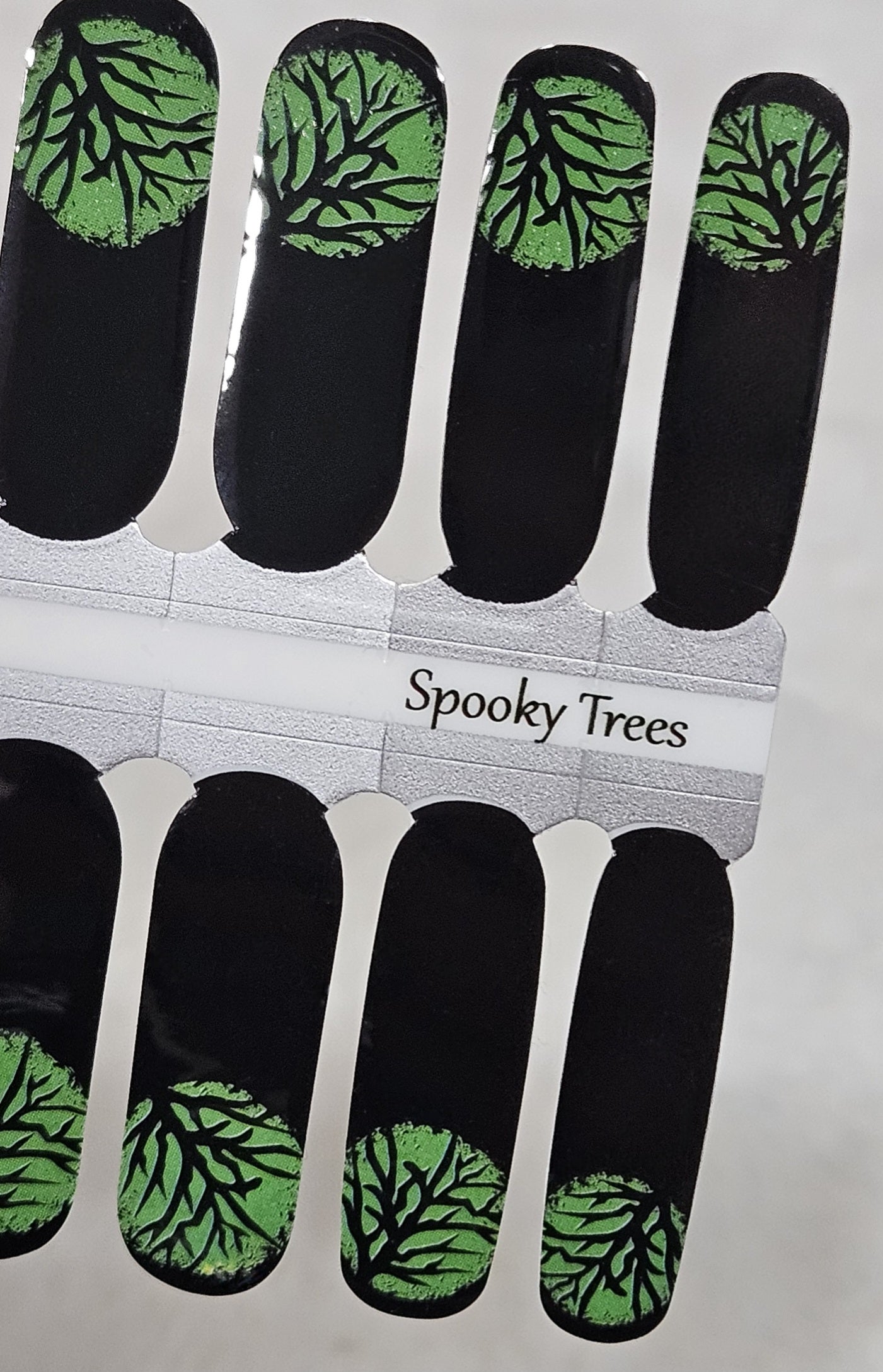 Spooky Trees - Glow in the Dark