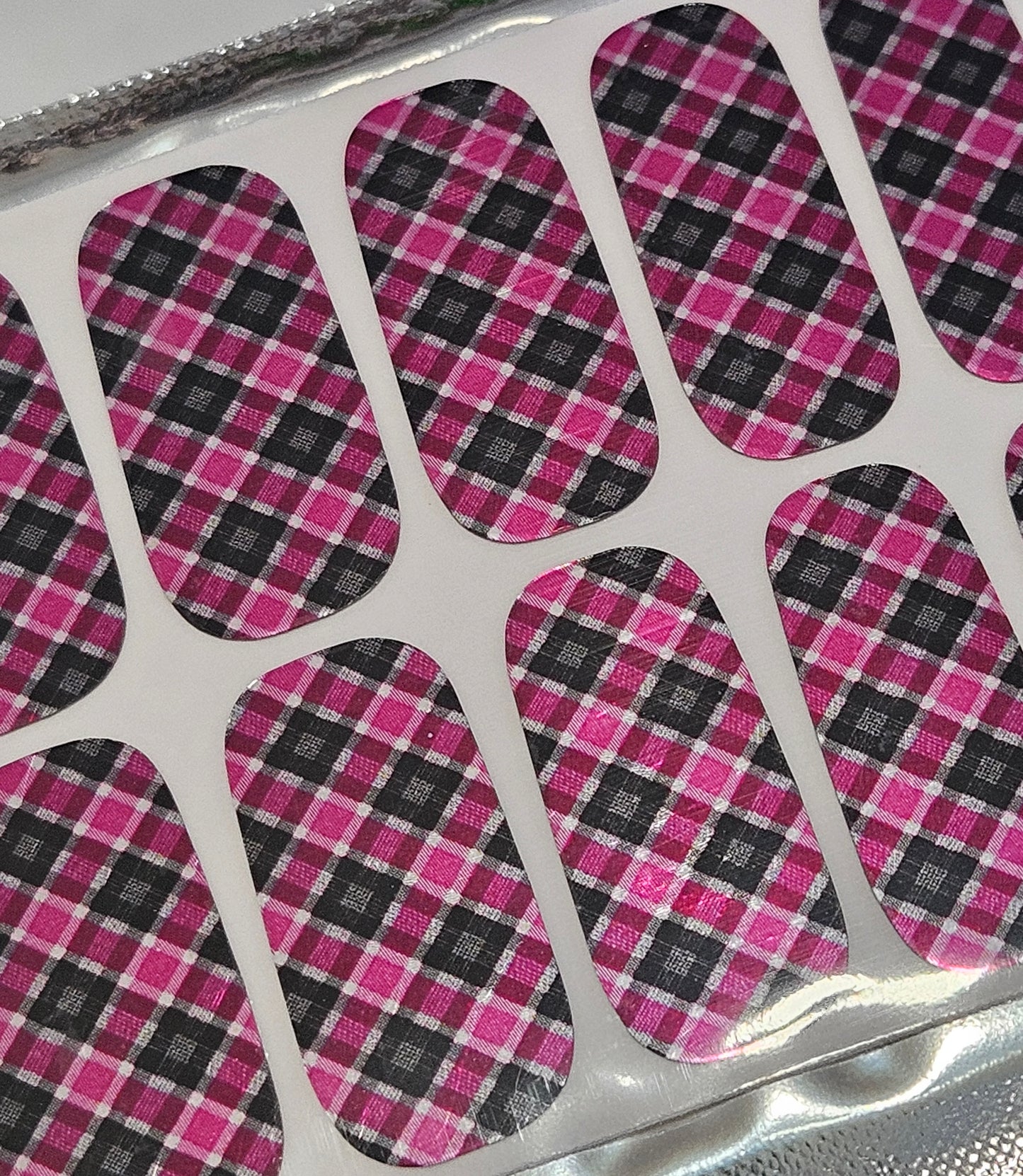 Pinky Plaid Metallic