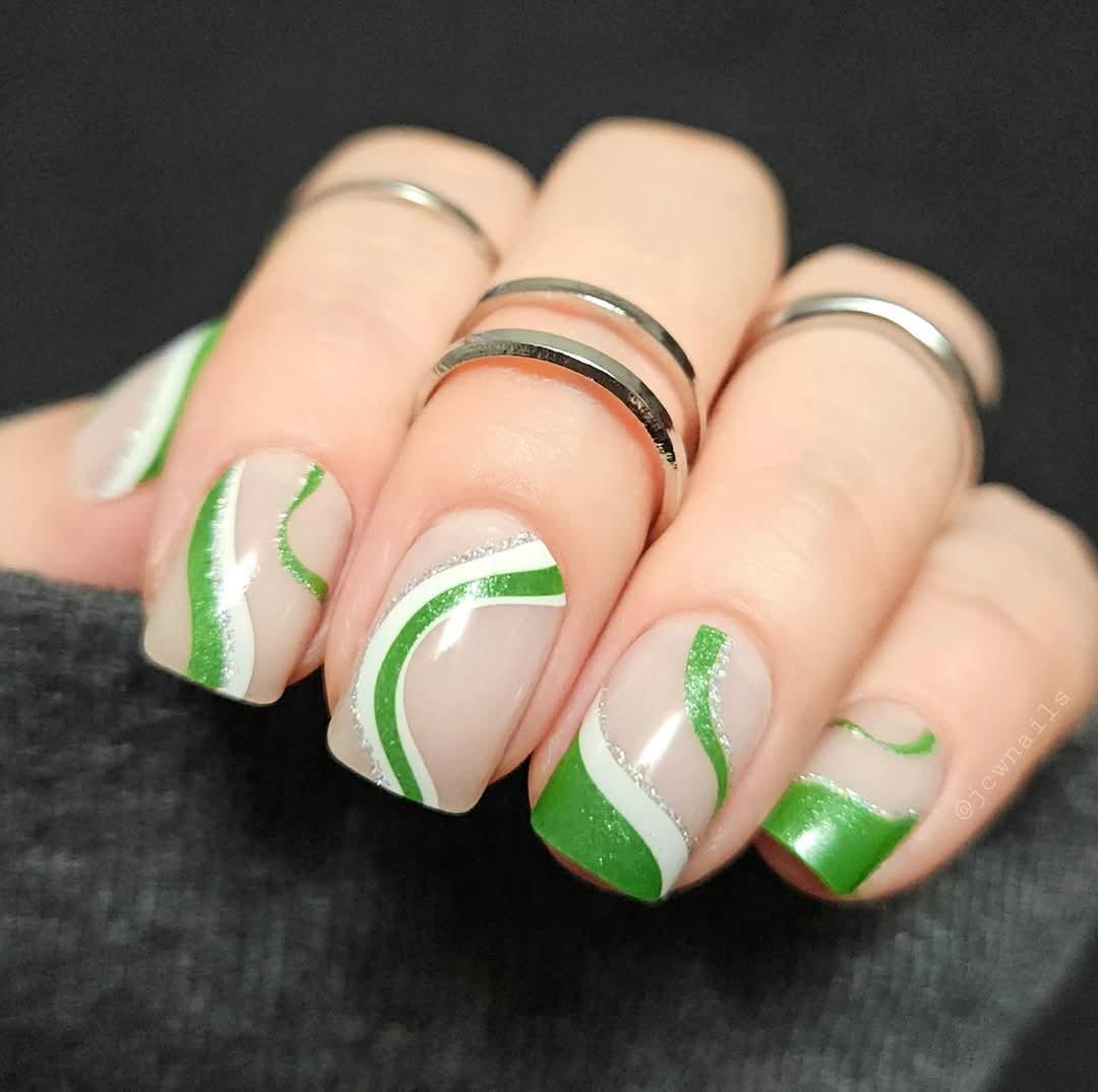 Enchanted Emerald Frost