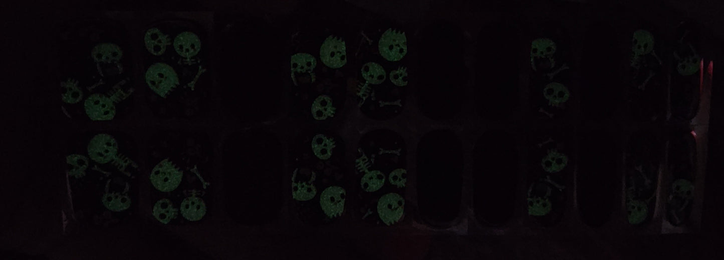 UVG261 - Glow in the Dark