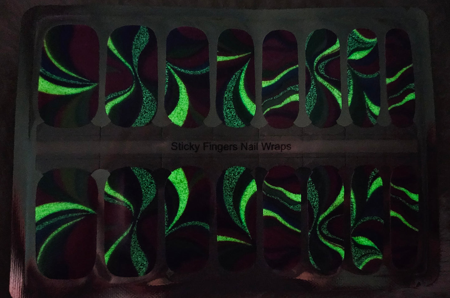 LE Glow in the Dark Swirls