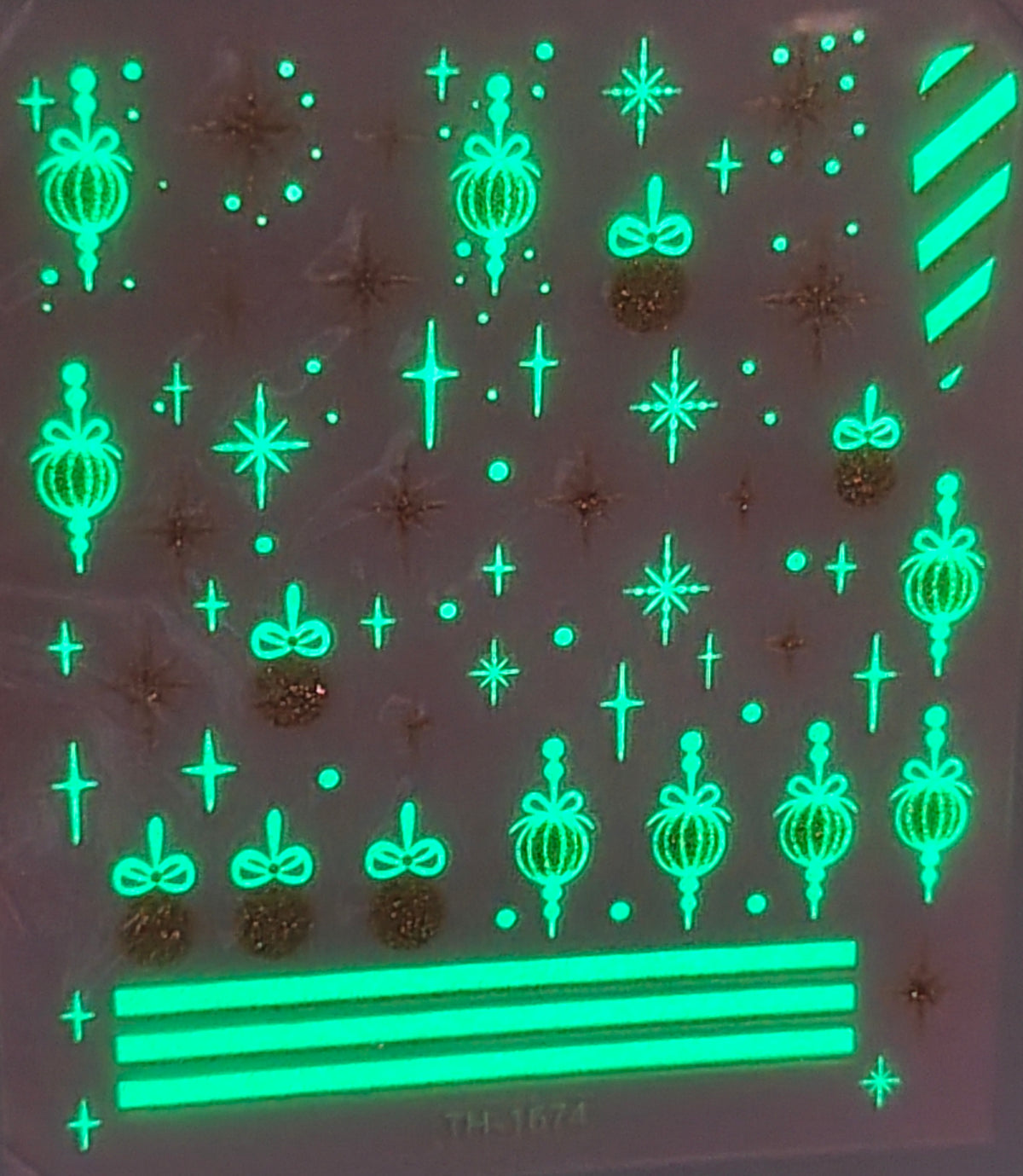 TH1674 - Glow in the Dark!