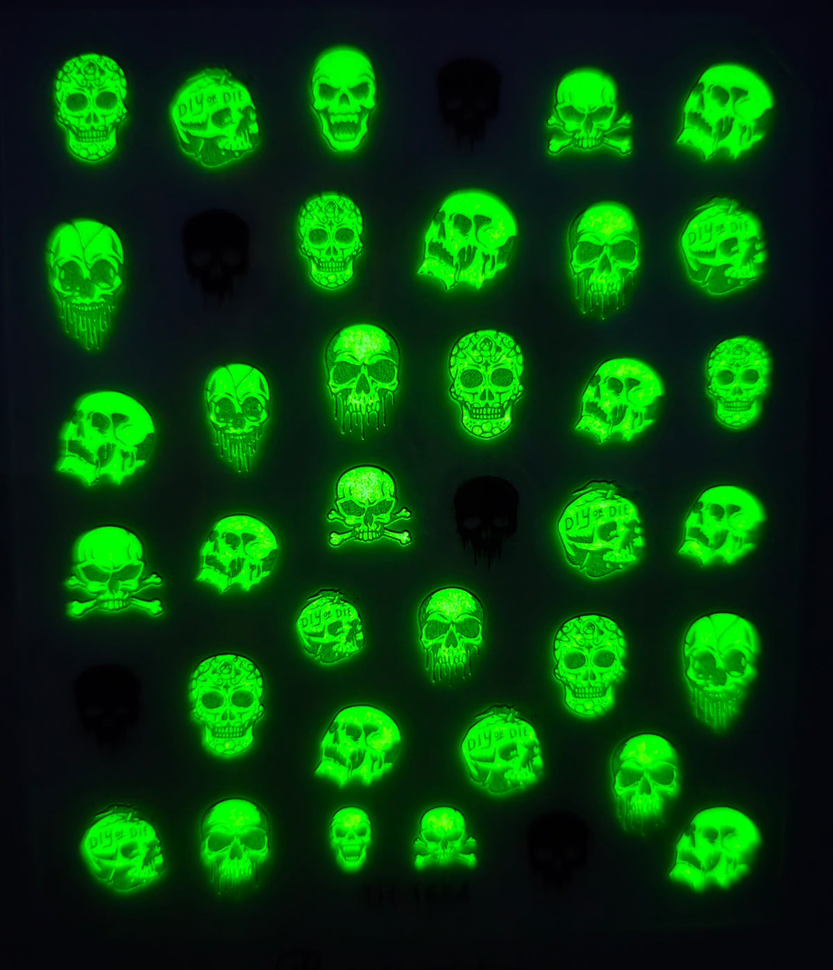 TH1654 - Glow in the Dark!