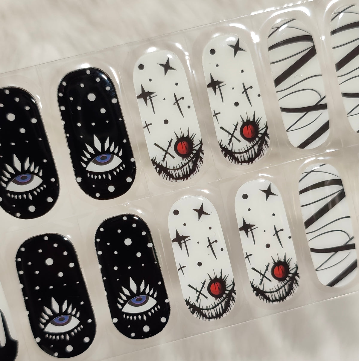 NC260017 - Glow in the Dark!