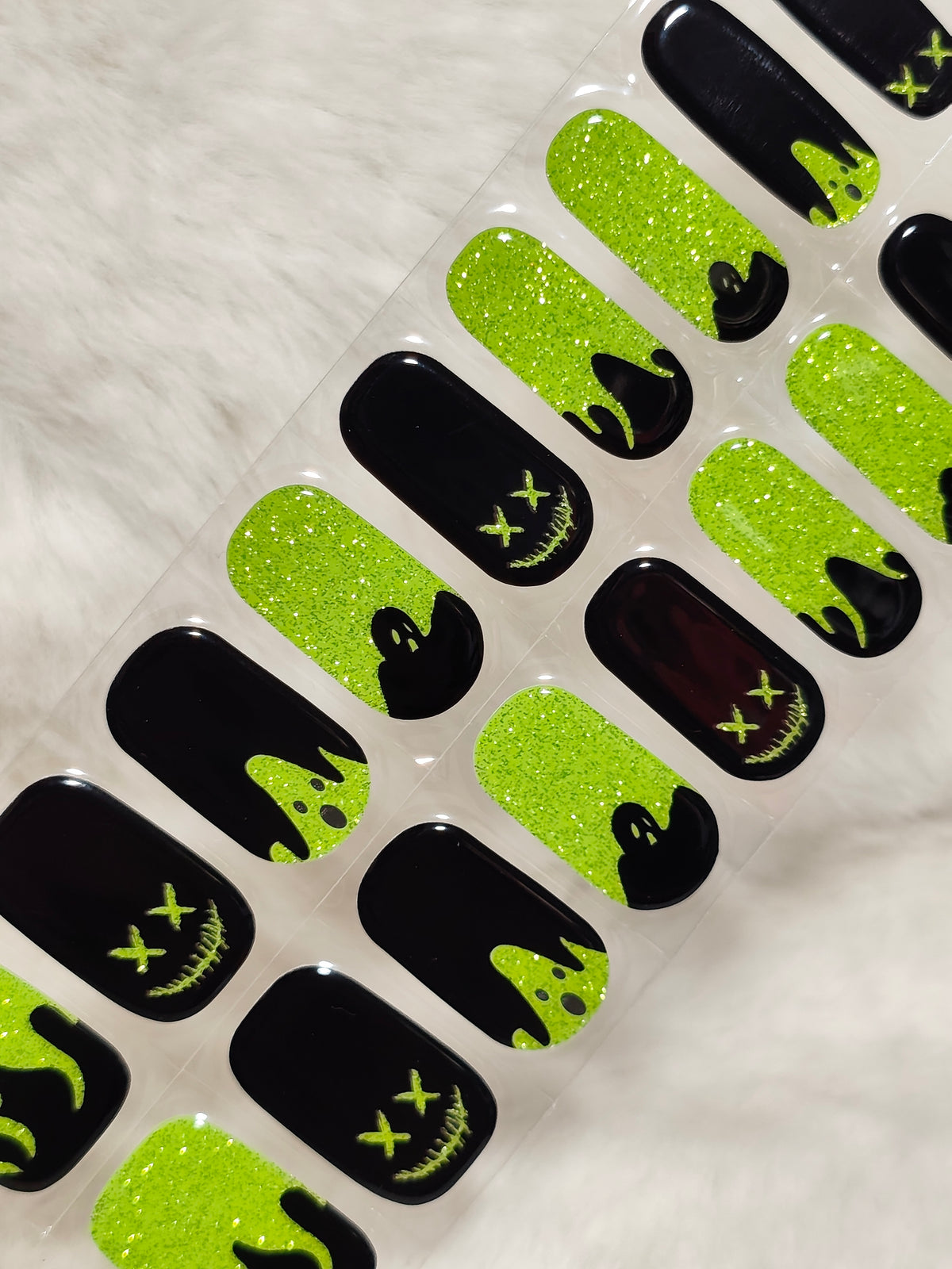 NC260023 - Glow in the Dark!