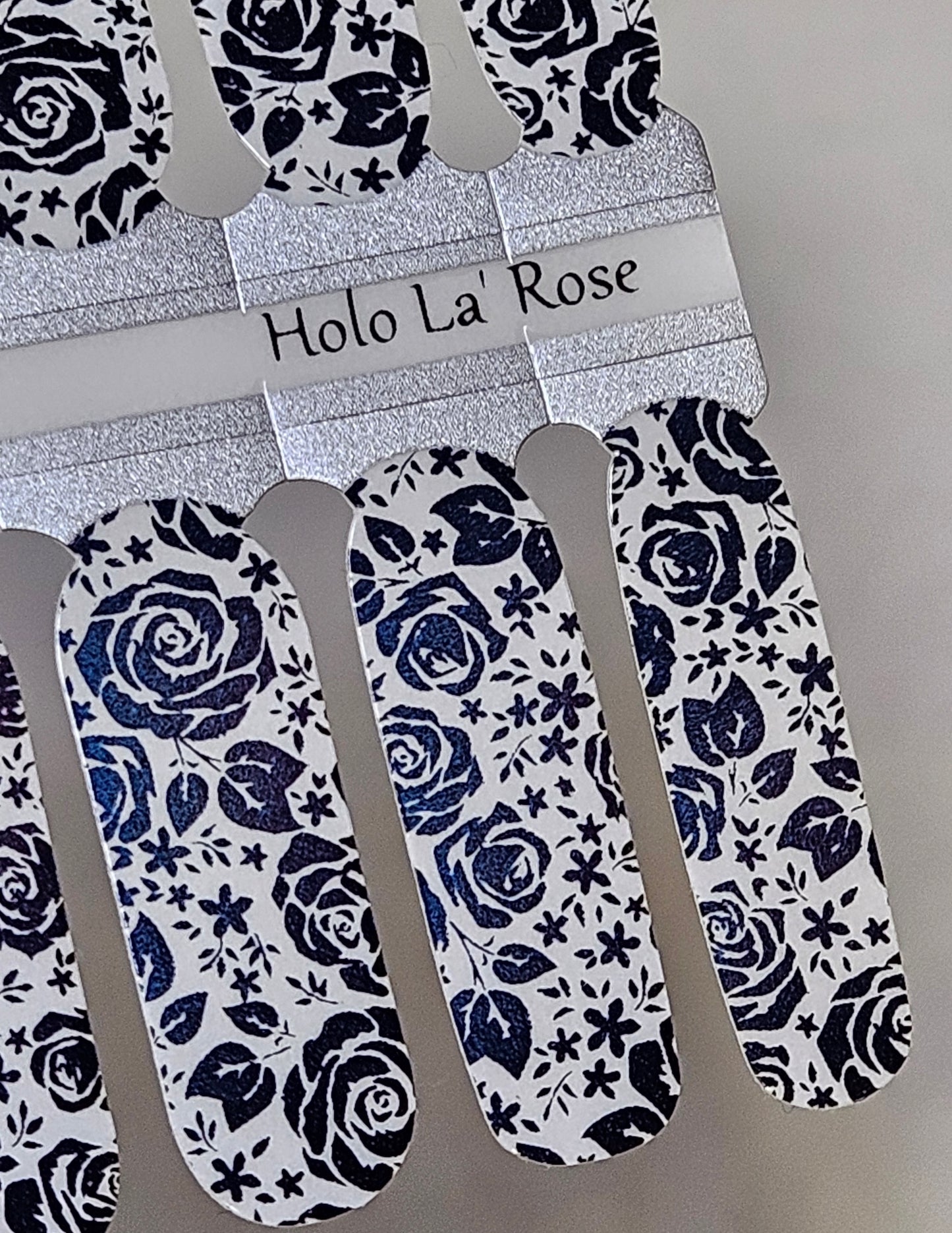 Holo La' Rose