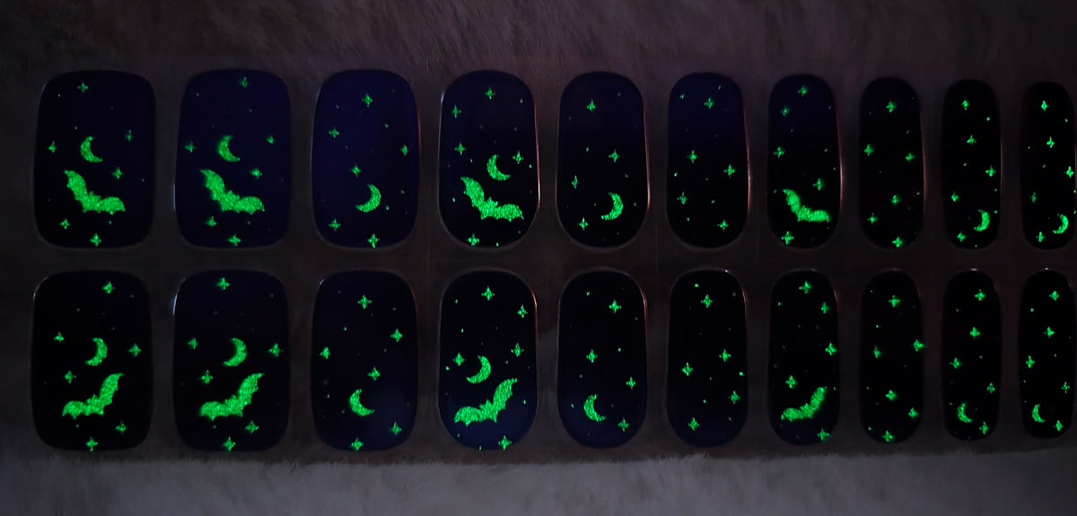 NG865 - Glow in the Dark!