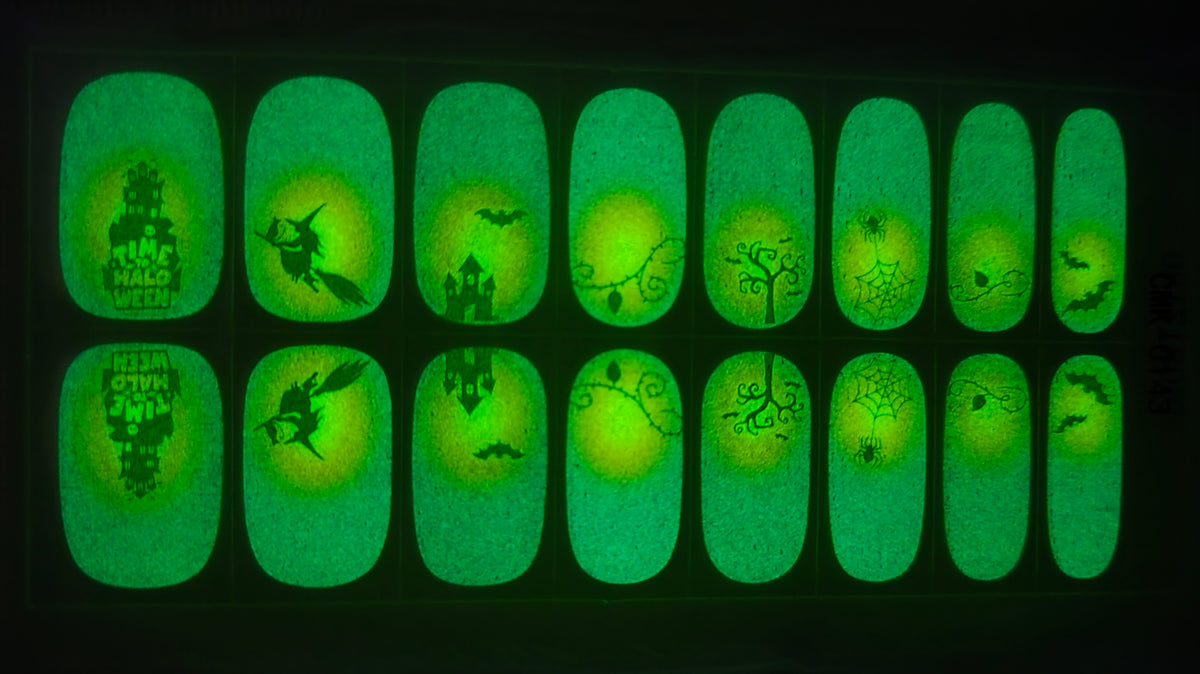 CMK143 - Glow in the Dark!