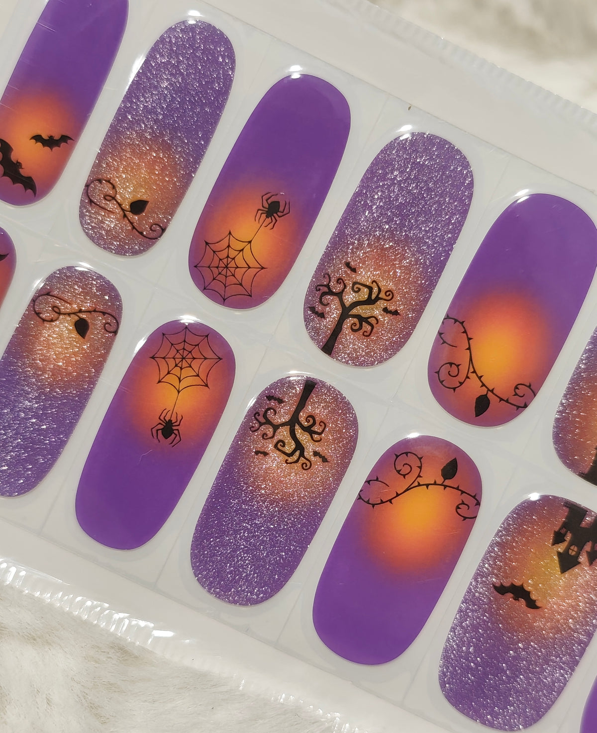 CMK143 - Glow in the Dark!