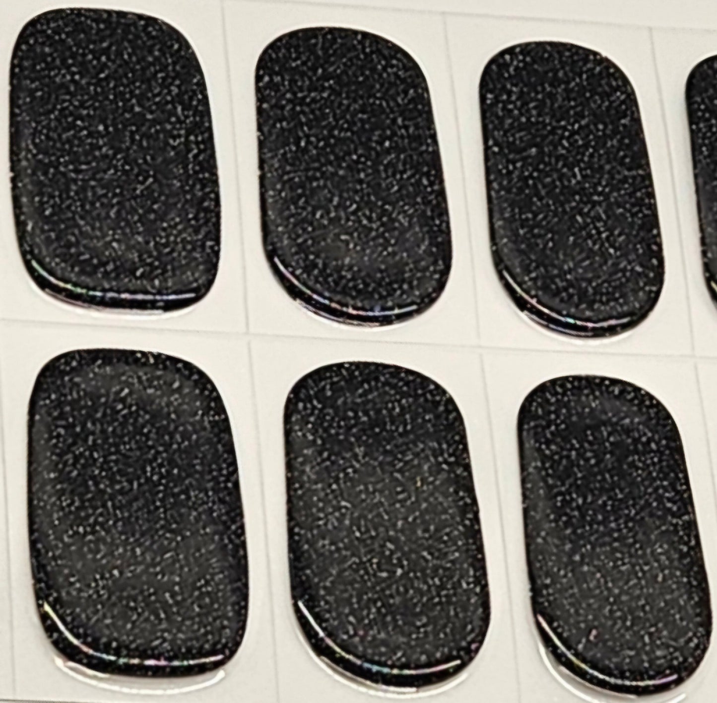 NG129 - Black Glitter